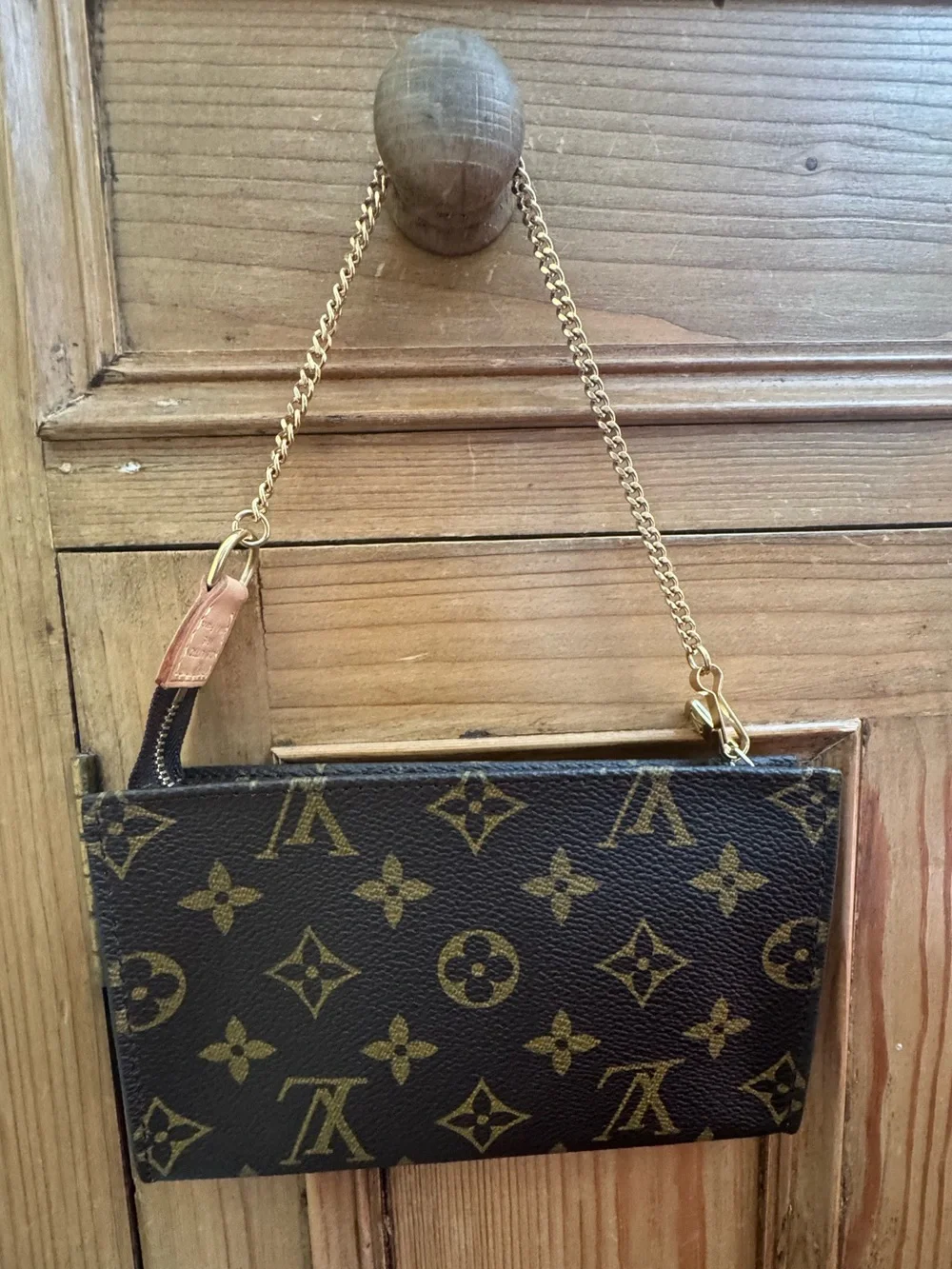 Louis Vuitton Monogram Accessory Pouch (With Original Gold Chain)